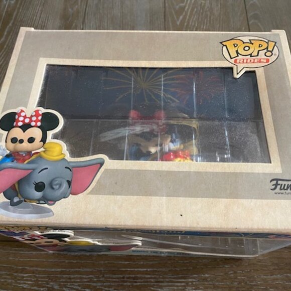 Dumbo the Flying Elephant Attraction - Disneyland 65th Anniversary Pop! by Funko - Picture 6 of 6